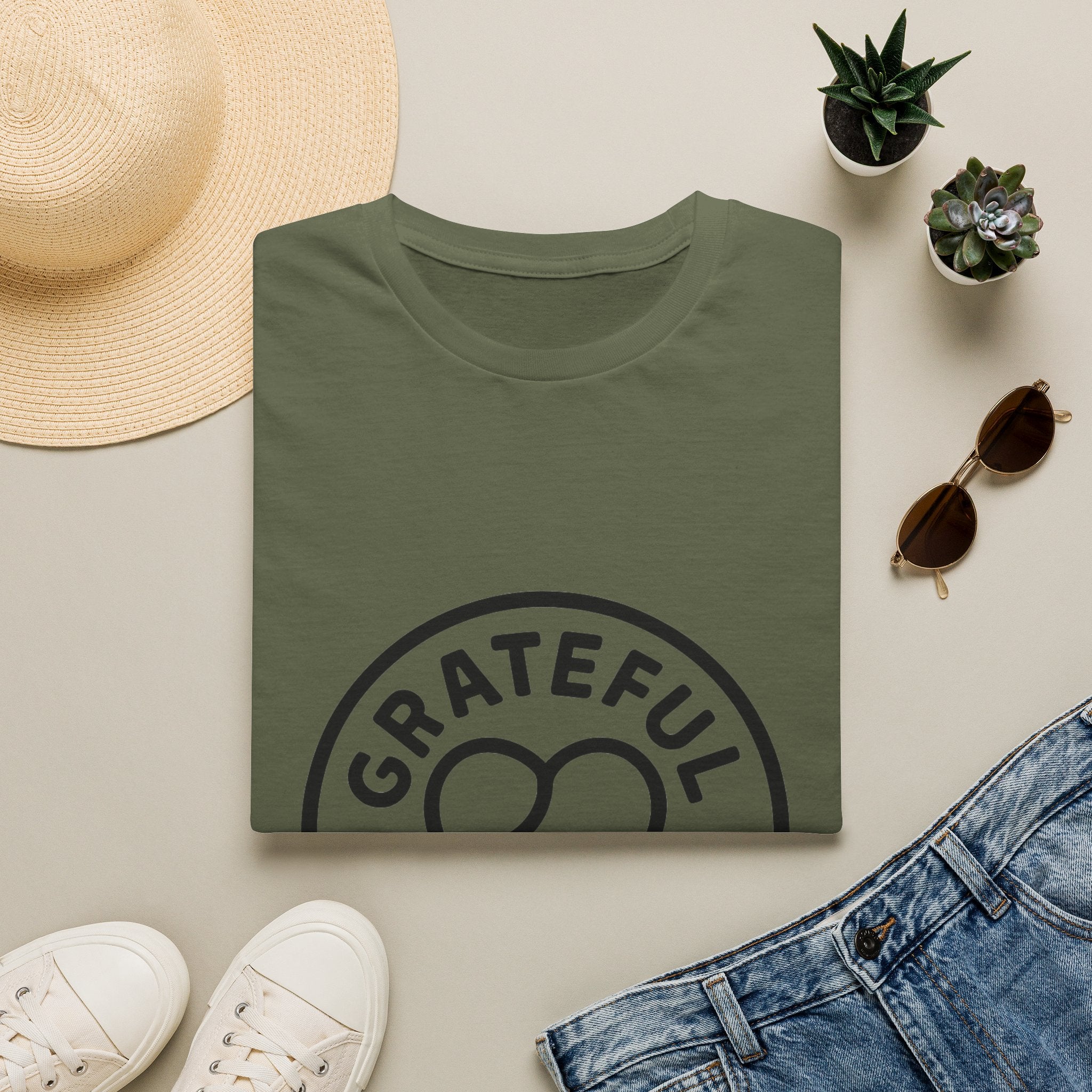 Grateful Heart T-Shirt, Minimalist Line Art Gratitude Shirt, Wellness Tee, Mindfulness Gift, Positive Affirmation Clothing