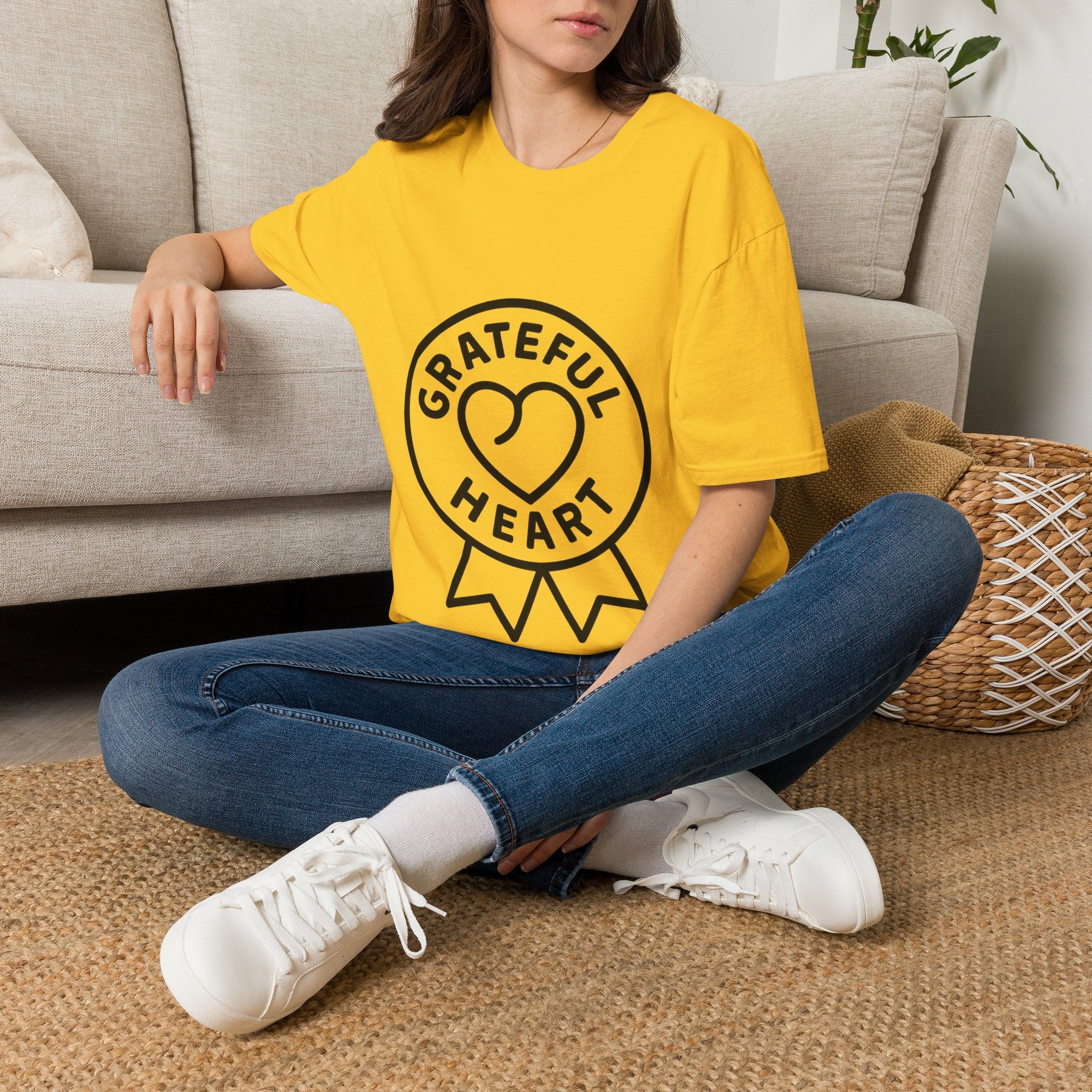 Grateful Heart T-Shirt, Minimalist Line Art Gratitude Shirt, Wellness Tee, Mindfulness Gift, Positive Affirmation Clothing