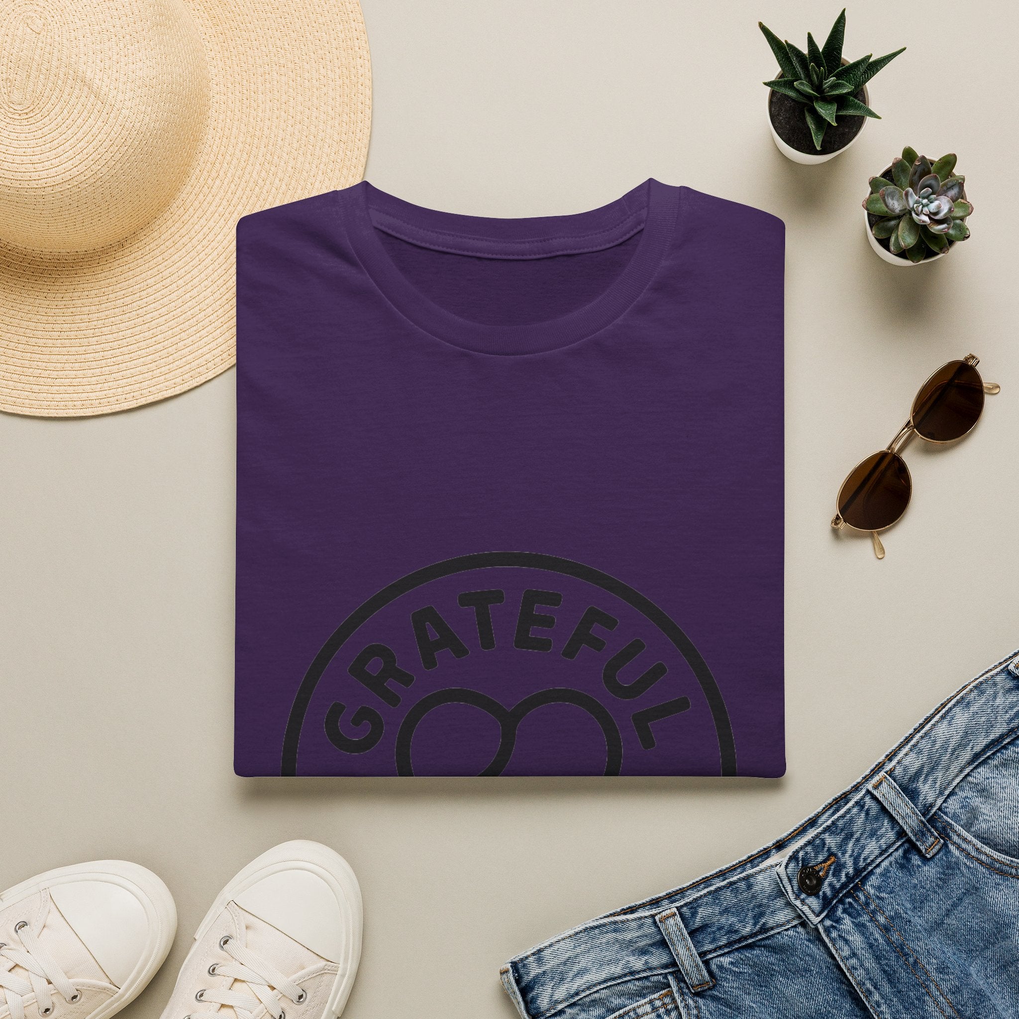 Grateful Heart T-Shirt, Minimalist Line Art Gratitude Shirt, Wellness Tee, Mindfulness Gift, Positive Affirmation Clothing