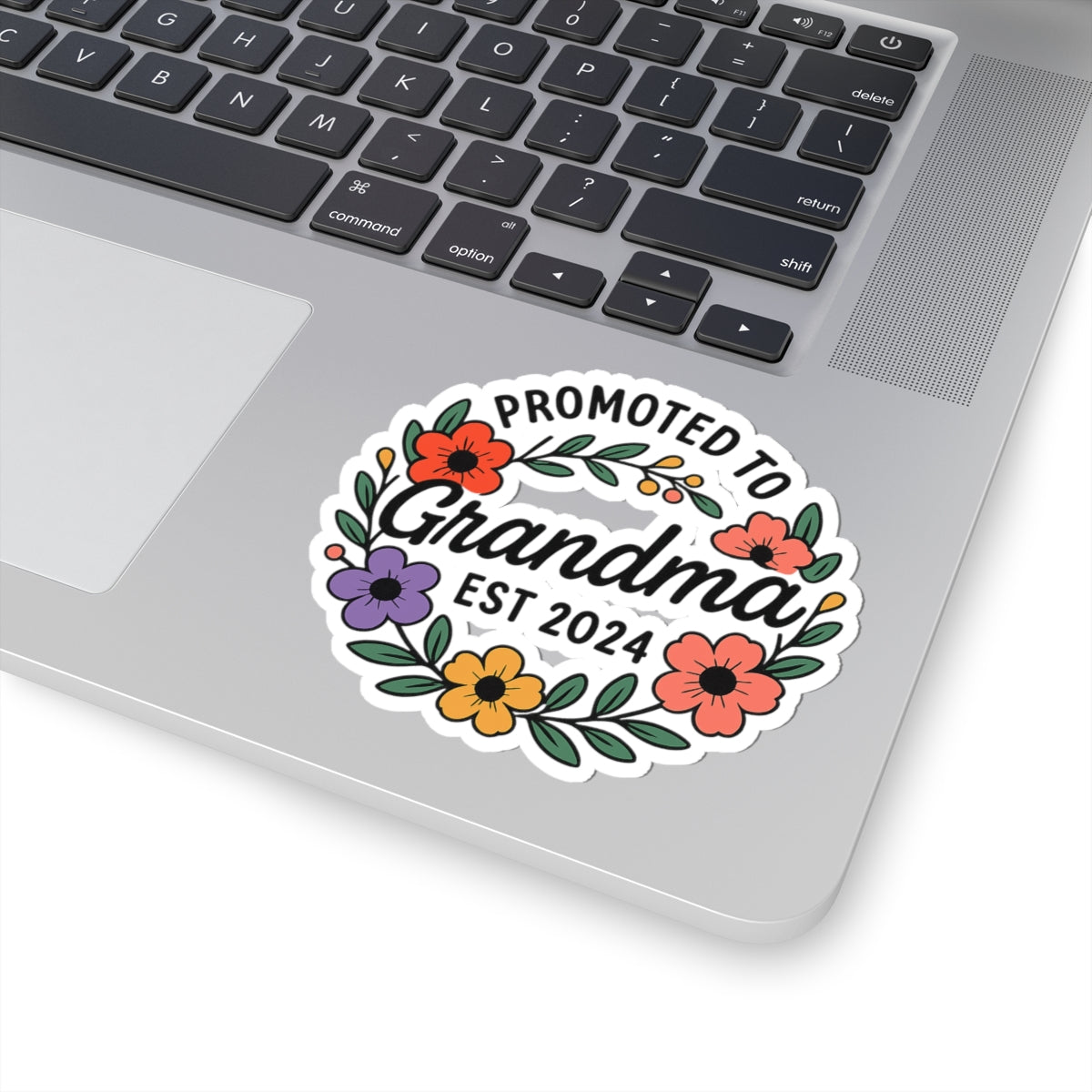 Promoted to Grandma Est 2024 Sticker, New Grandmother Gift, Pregnancy Announcement Sticker, Grandma to Be Gift, Floral Wreath