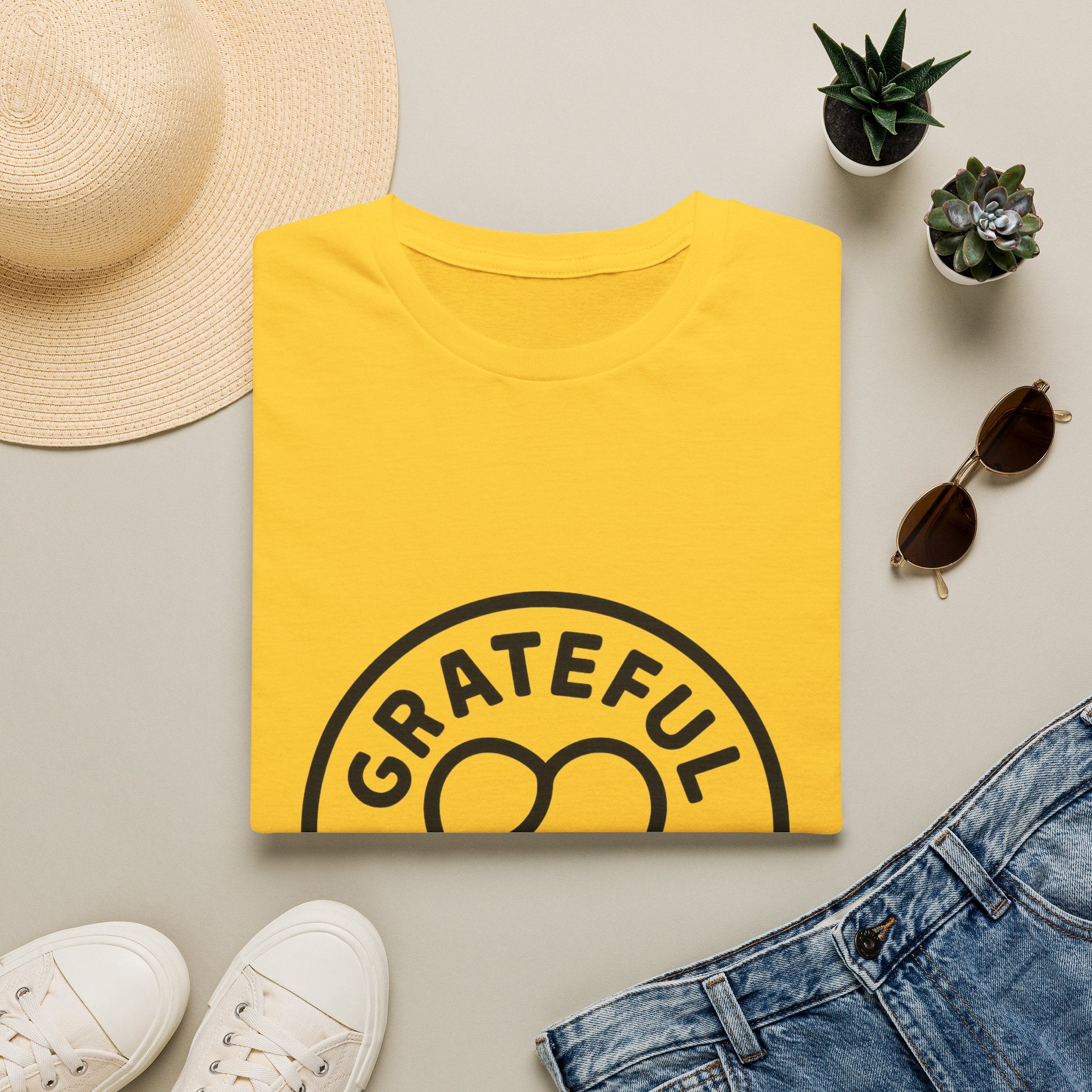 Grateful Heart T-Shirt, Minimalist Line Art Gratitude Shirt, Wellness Tee, Mindfulness Gift, Positive Affirmation Clothing